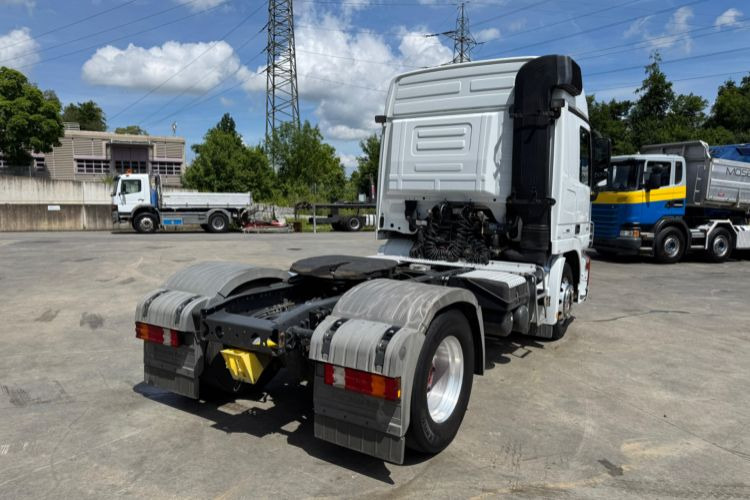 Mercedes-Benz Actros 1848 4x2 - Tractor unit: picture 4 Mercedes-Benz Actros 1848 4x2 - Tractor unit: picture 4