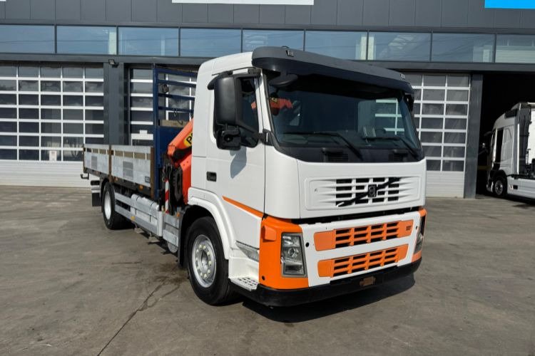 Volvo FM-300 4x2 Palfinger 16502-5 - Crane truck: picture 4 Volvo FM-300 4x2 Palfinger 16502-5 - Crane truck: picture 4