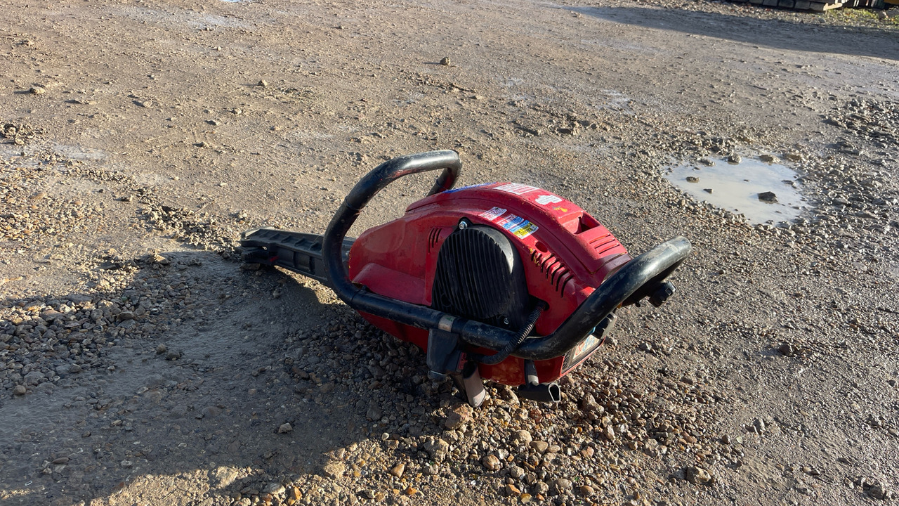 ATLAS COPCO COBRA - Construction equipment: picture 3 ATLAS COPCO COBRA - Construction equipment: picture 3