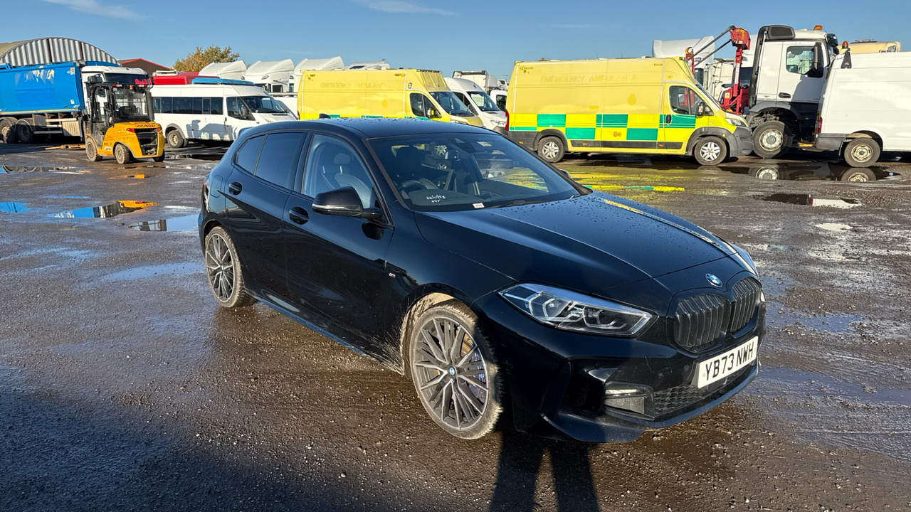 BMW 1 SERIES 118i M Sport - Hatchback: picture 1 BMW 1 SERIES 118i M Sport - Hatchback: picture 1