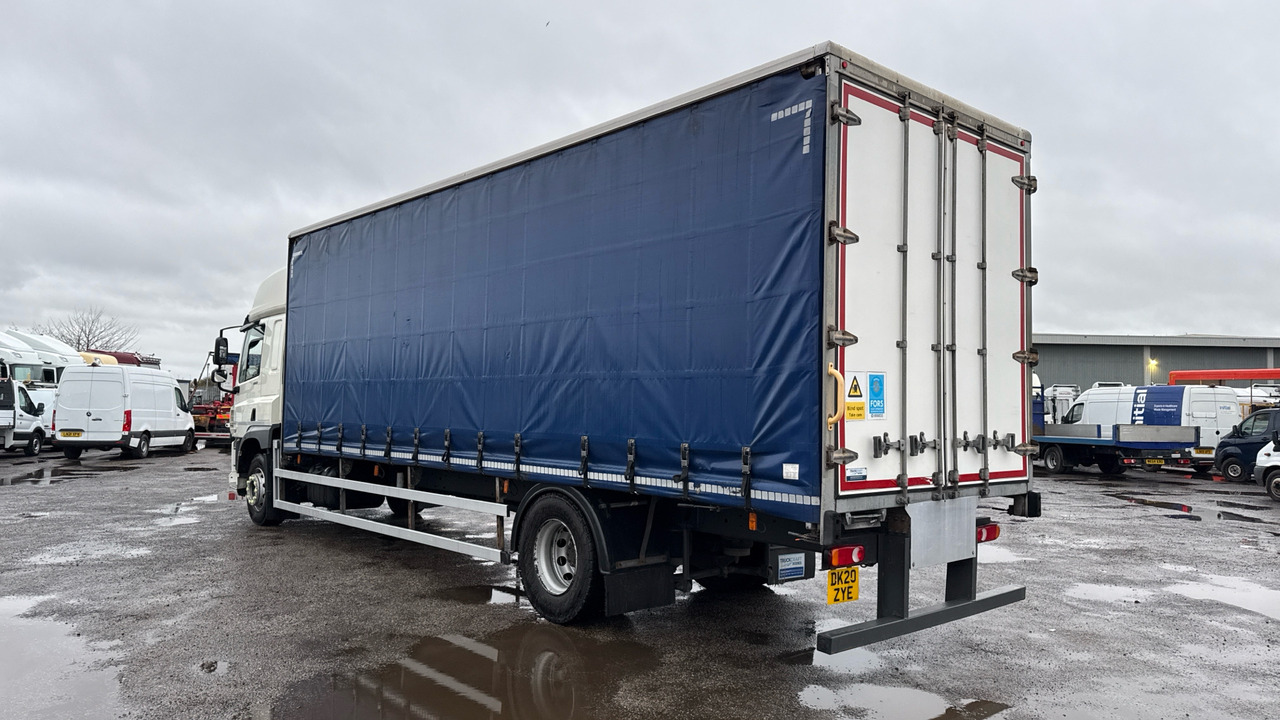 DAF CF 260 - Curtainsider truck: picture 3 DAF CF 260 - Curtainsider truck: picture 3