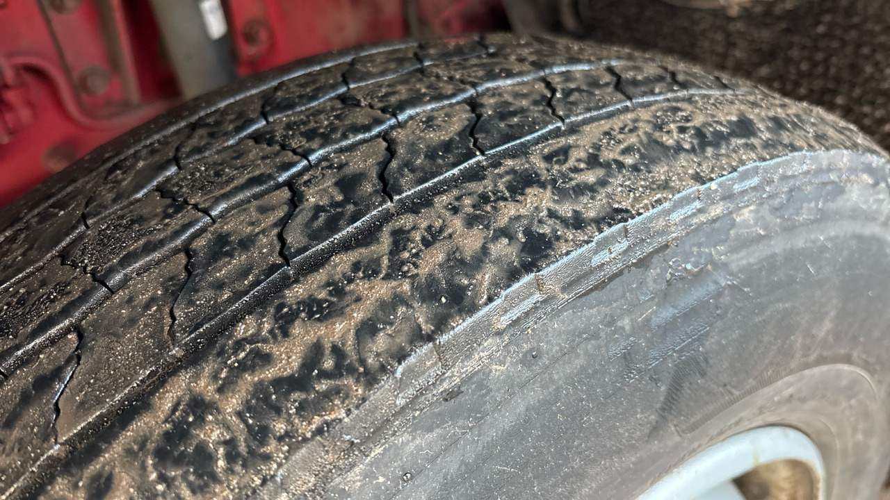 Curtainsider truck DAF LF 150: picture 22 Curtainsider truck DAF LF 150: picture 22