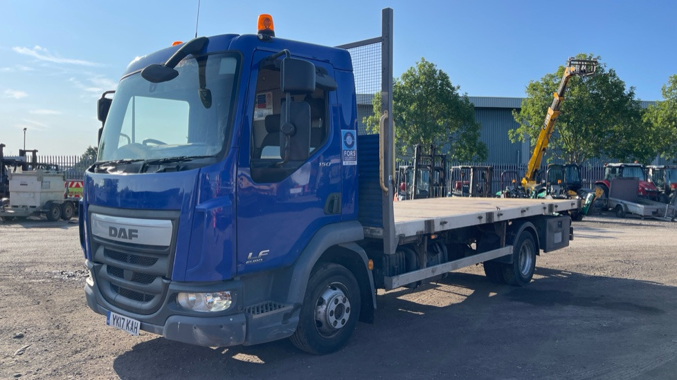 DAF LF 150 - Dropside/ Flatbed truck: picture 2 DAF LF 150 - Dropside/ Flatbed truck: picture 2