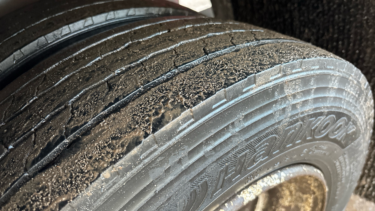 Curtainsider truck DAF LF 150: picture 23 Curtainsider truck DAF LF 150: picture 23