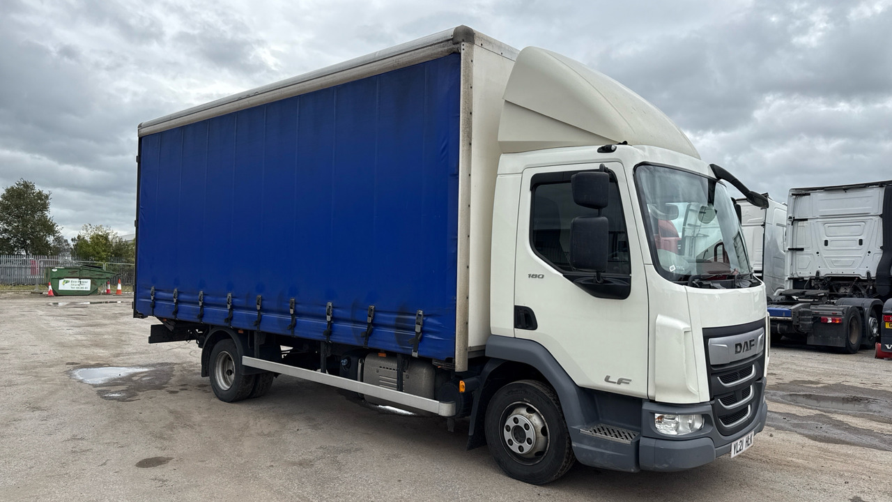 DAF LF 180 - Curtainsider truck: picture 1 DAF LF 180 - Curtainsider truck: picture 1