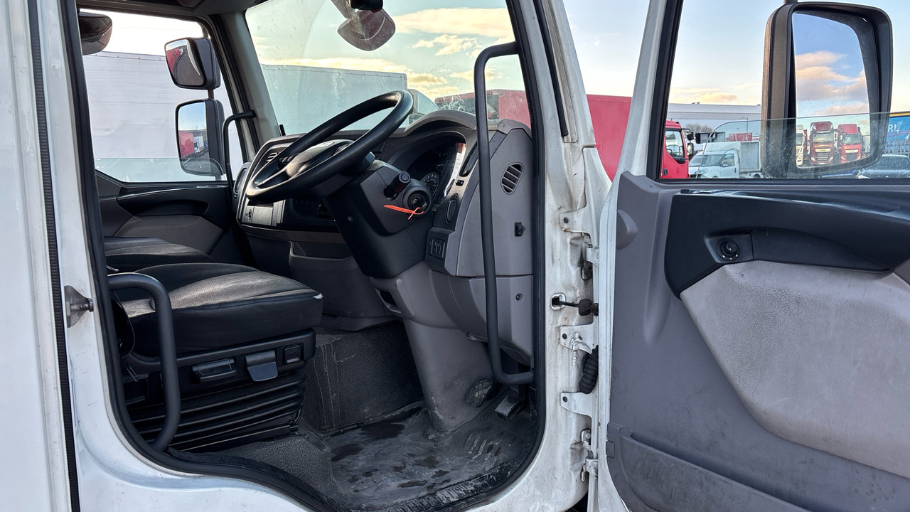 DAF LF 210 - Refrigerator truck: picture 5 DAF LF 210 - Refrigerator truck: picture 5