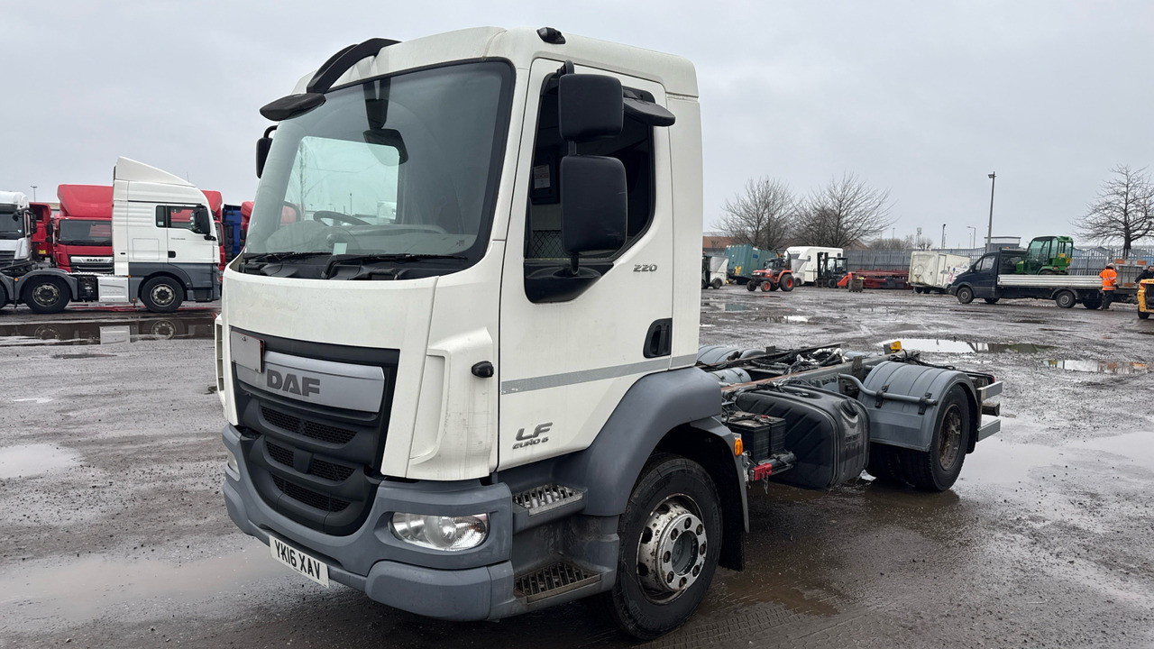 DAF LF 220 - Cab chassis truck: picture 2 DAF LF 220 - Cab chassis truck: picture 2