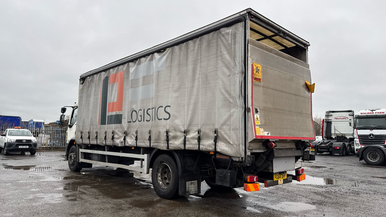 DAF LF 220 - Curtainsider truck: picture 3 DAF LF 220 - Curtainsider truck: picture 3