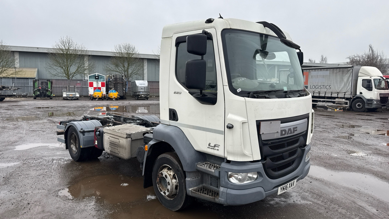 DAF LF 220 - Cab chassis truck: picture 1 DAF LF 220 - Cab chassis truck: picture 1