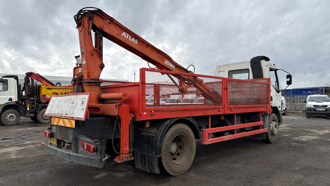 DAF LF 55.220 - Dropside/ Flatbed truck, Crane truck: picture 4 DAF LF 55.220 - Dropside/ Flatbed truck, Crane truck: picture 4
