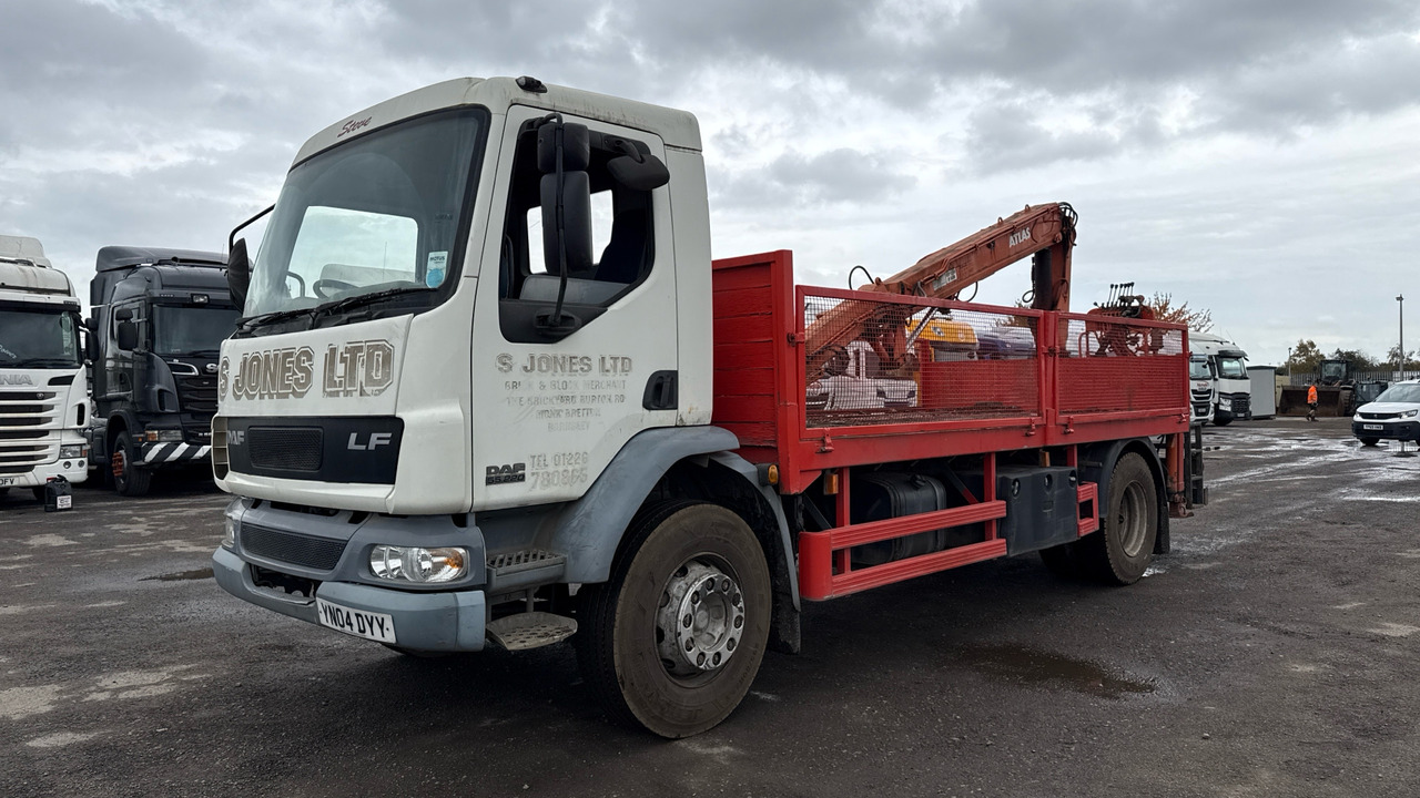 DAF LF 55.220 - Dropside/ Flatbed truck, Crane truck: picture 2 DAF LF 55.220 - Dropside/ Flatbed truck, Crane truck: picture 2