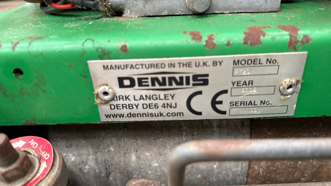 DENNIS FT20 PEDESTRIAN CYLINDER MOWER WITH 5K UNIT AND GRASS BOX - Garden mower: picture 5 DENNIS FT20 PEDESTRIAN CYLINDER MOWER WITH 5K UNIT AND GRASS BOX - Garden mower: picture 5