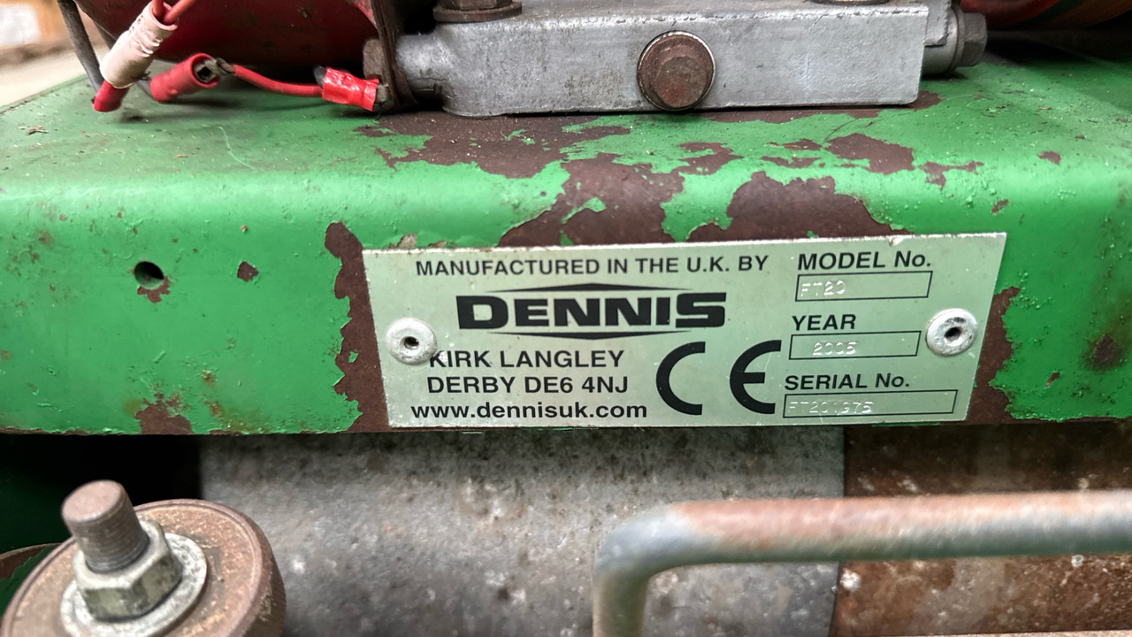 DENNIS FT20 PEDESTRIAN CYLINDER MOWER WITH 9K UNIT AND GRASS BOX - Garden mower: picture 5 DENNIS FT20 PEDESTRIAN CYLINDER MOWER WITH 9K UNIT AND GRASS BOX - Garden mower: picture 5