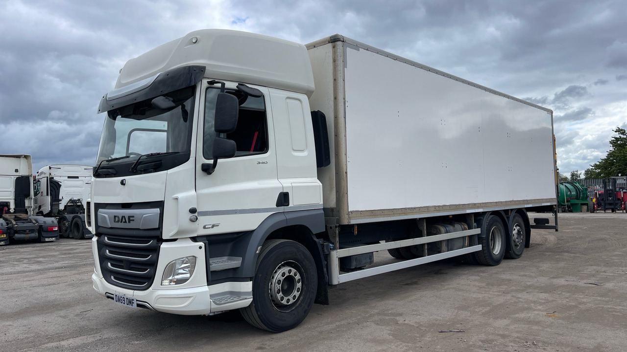 Daf CF 340 - Box truck: picture 2 Daf CF 340 - Box truck: picture 2