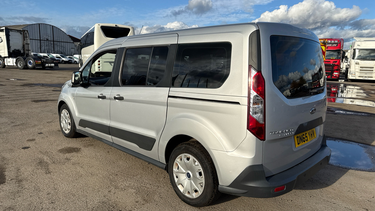 FORD GRAND TOURNEO CONNECT 1.5 TDCI - Car: picture 3 FORD GRAND TOURNEO CONNECT 1.5 TDCI - Car: picture 3