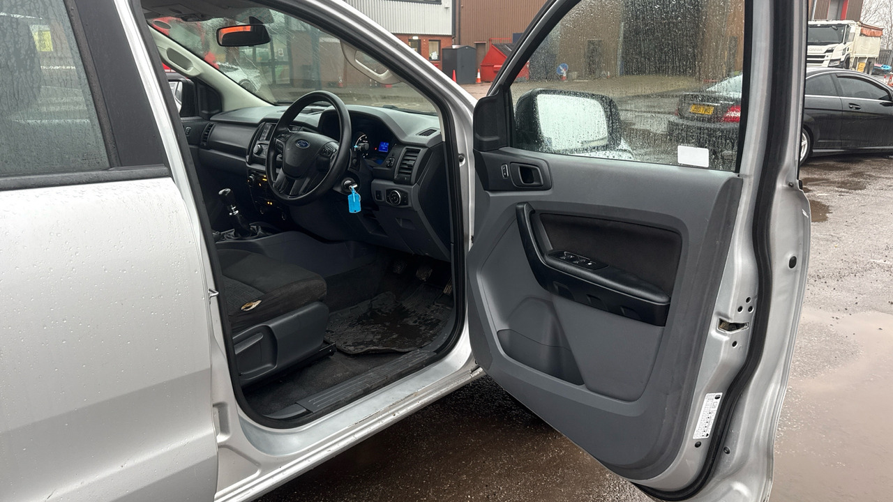 FORD RANGER XL 2.2 TDCi - Pickup truck, Combi van: picture 5 FORD RANGER XL 2.2 TDCi - Pickup truck, Combi van: picture 5