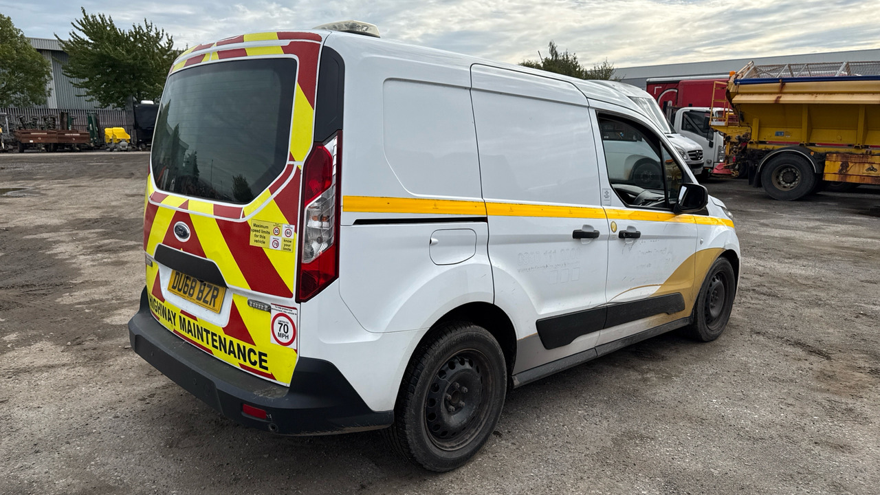 FORD TRANSIT CONNECT 220 1.5 ECOBLUE 120PS - Panel van: picture 4 FORD TRANSIT CONNECT 220 1.5 ECOBLUE 120PS - Panel van: picture 4