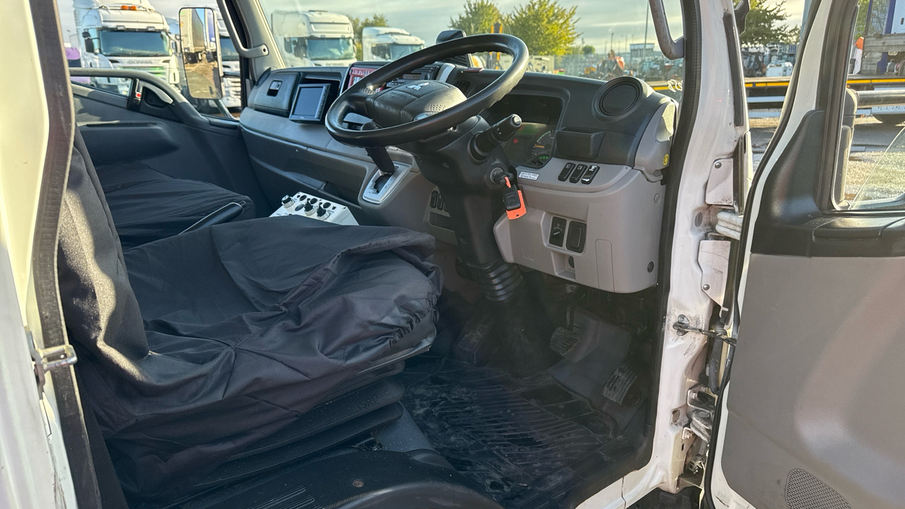 FUSO CANTER 7C15 - Garbage truck: picture 5 FUSO CANTER 7C15 - Garbage truck: picture 5