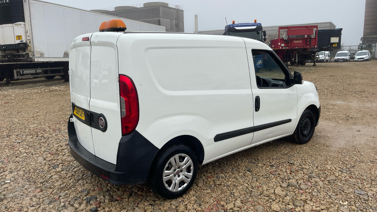 Fiat Doblo 1.3 MULTIJET 95PS - Small van: picture 4 Fiat Doblo 1.3 MULTIJET 95PS - Small van: picture 4
