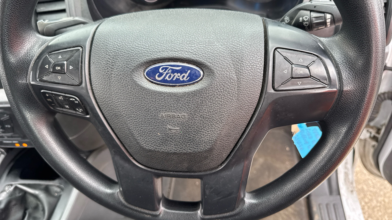 Pickup truck, Combi van Ford Ranger 2.2 TDCi: picture 17