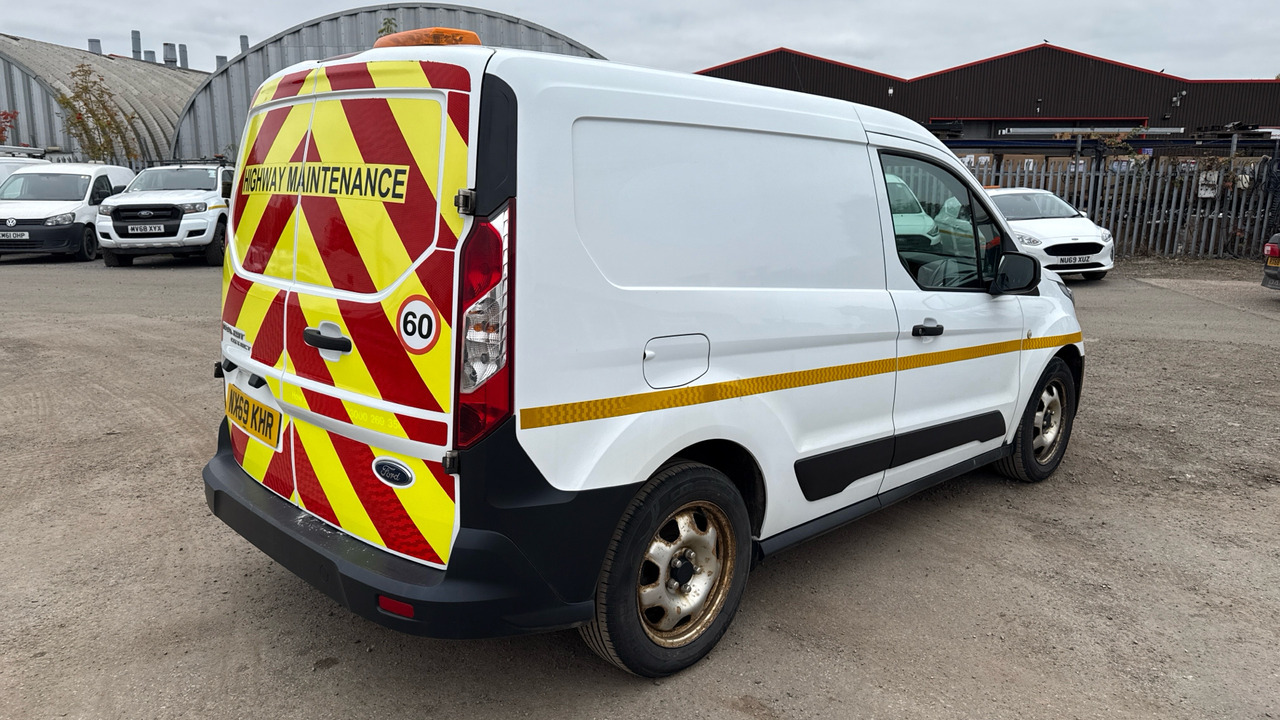 Ford Transit Connect 200 1.5 EcoBlue 75ps - Small van: picture 4 Ford Transit Connect 200 1.5 EcoBlue 75ps - Small van: picture 4