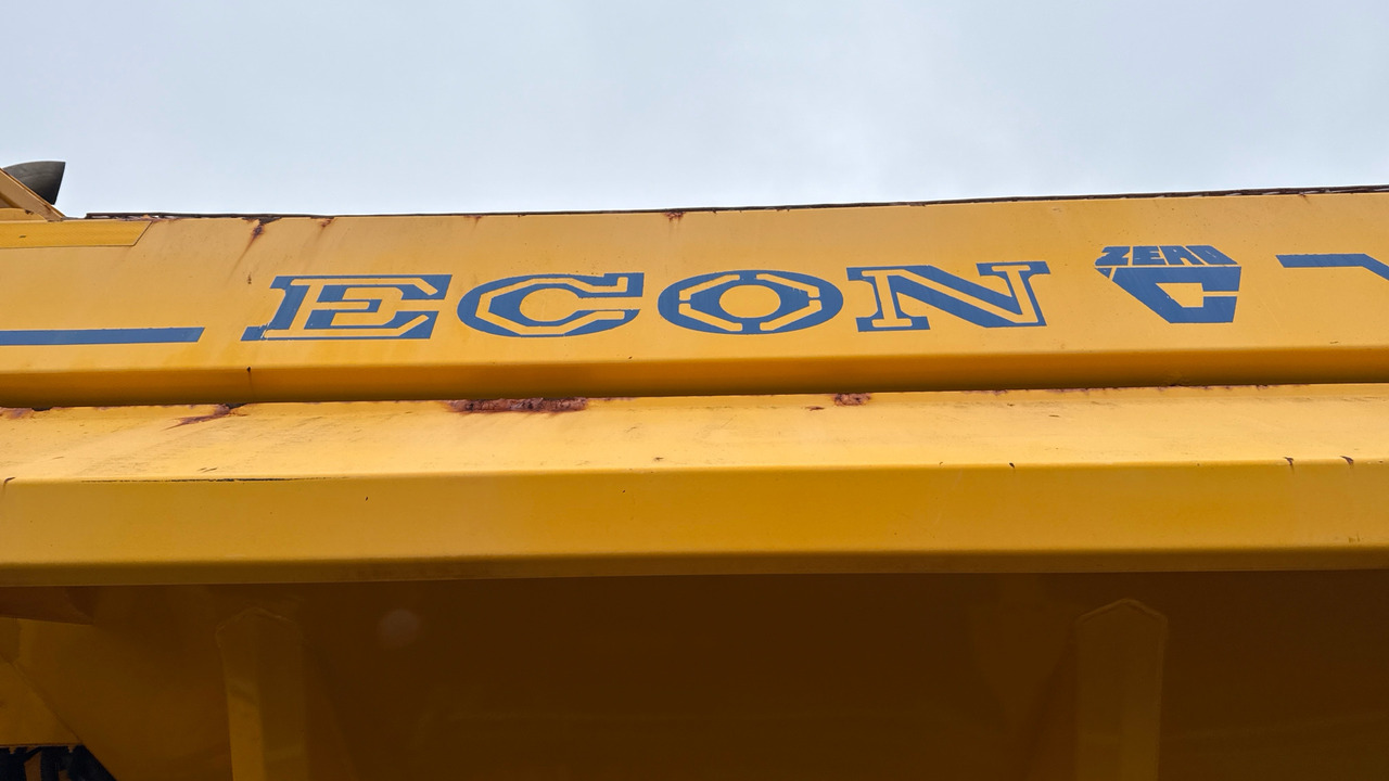 Snow removal vehicle IVECO TRAKKER 310: picture 24