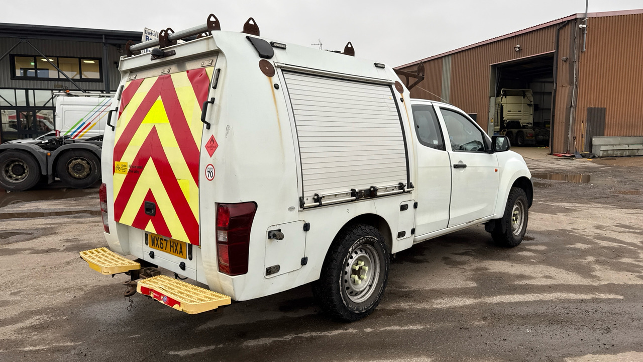 Isuzu D-Max 1.9 - Pickup truck, Combi van: picture 4 Isuzu D-Max 1.9 - Pickup truck, Combi van: picture 4