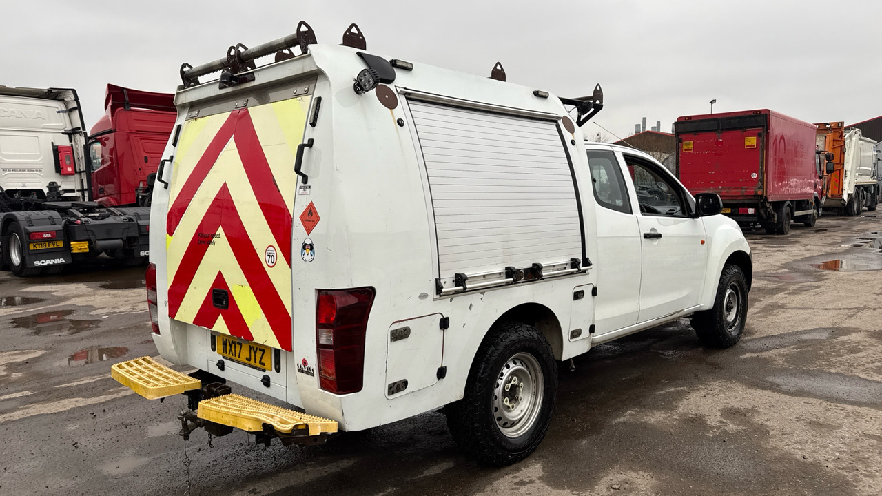 Isuzu D-Max 2.5 TD - Pickup truck, Combi van: picture 4 Isuzu D-Max 2.5 TD - Pickup truck, Combi van: picture 4