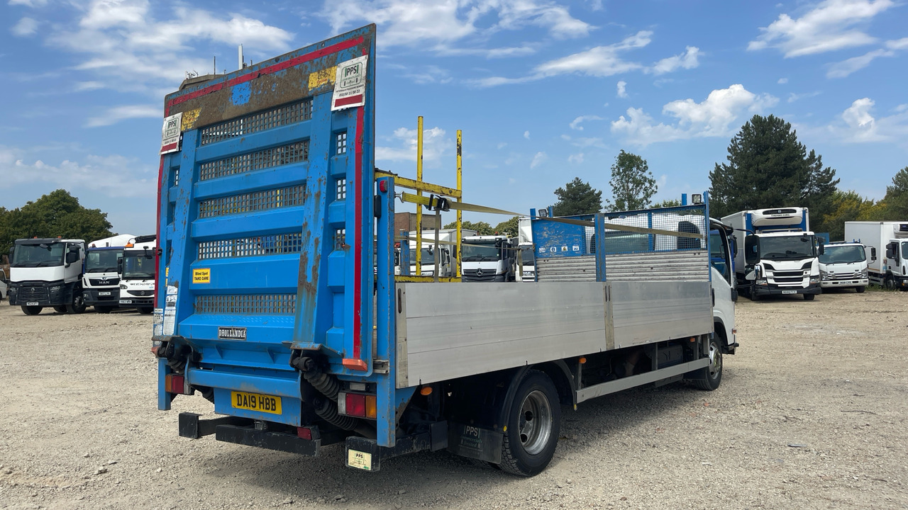 Isuzu N75 190 - Dropside/ Flatbed truck: picture 4 Isuzu N75 190 - Dropside/ Flatbed truck: picture 4