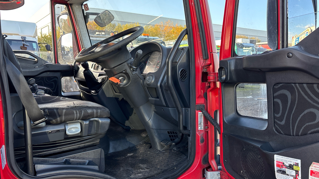 Iveco Eurocargo 75E16 - Box truck: picture 5 Iveco Eurocargo 75E16 - Box truck: picture 5