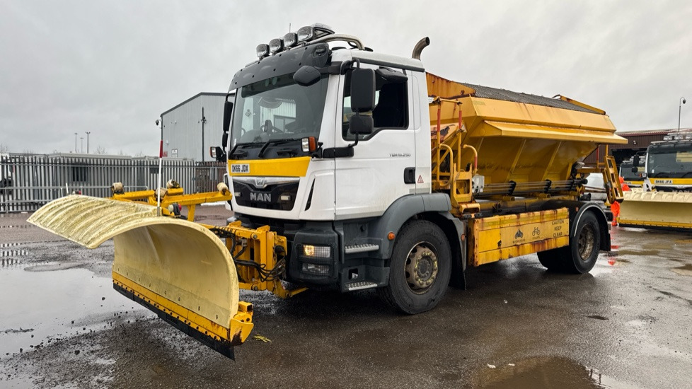 MAN TGM 18.250 - Snow removal vehicle: picture 2 MAN TGM 18.250 - Snow removal vehicle: picture 2