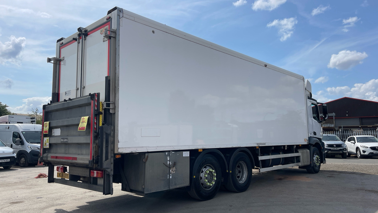 MERCEDES-BENZ ANTOS 2545 - Refrigerator truck: picture 4 MERCEDES-BENZ ANTOS 2545 - Refrigerator truck: picture 4