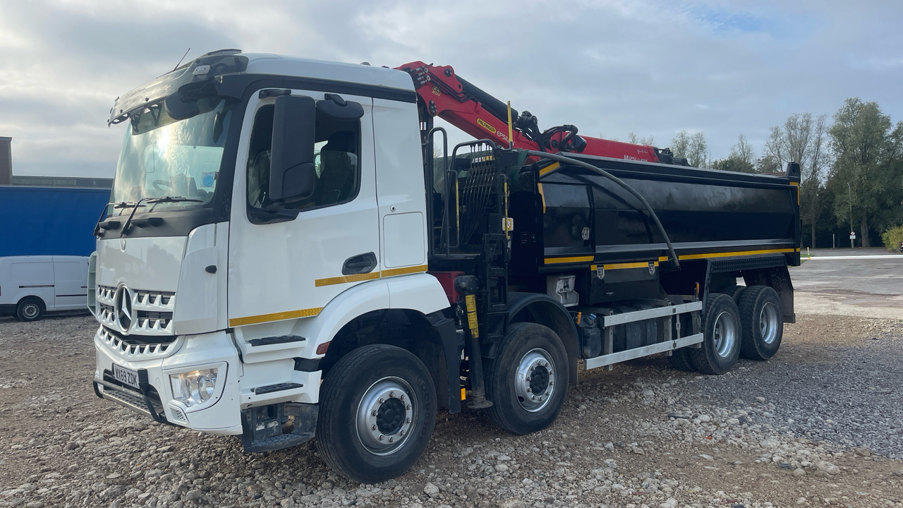MERCEDES-BENZ AROCS - Tipper, Crane truck: picture 2 MERCEDES-BENZ AROCS - Tipper, Crane truck: picture 2