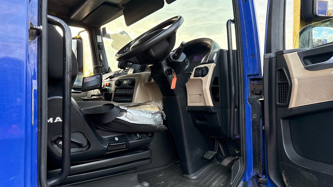 Man TGM 18.250 - Dropside/ Flatbed truck, Crane truck: picture 5 Man TGM 18.250 - Dropside/ Flatbed truck, Crane truck: picture 5