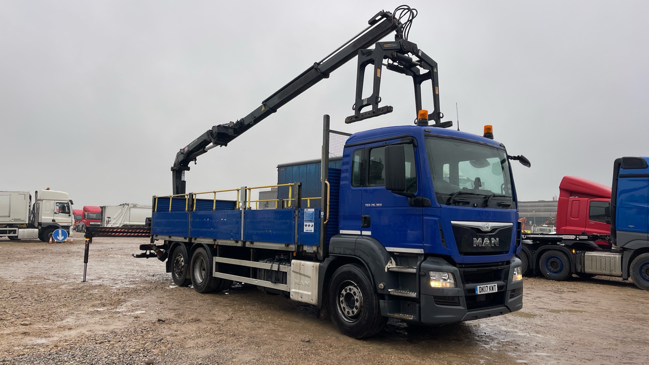 Man TGS 26.360 - Dropside/ Flatbed truck, Crane truck: picture 1 Man TGS 26.360 - Dropside/ Flatbed truck, Crane truck: picture 1