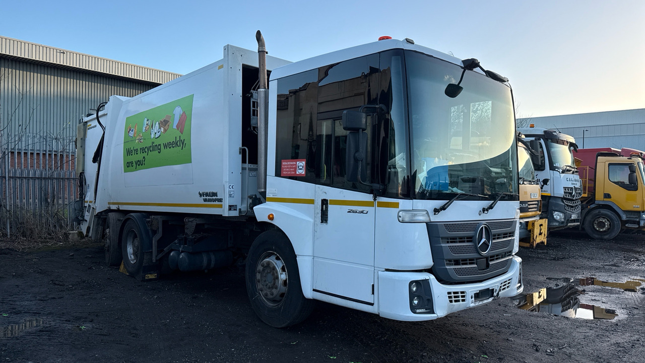 Mercedes-Benz Econic 2630 - Garbage truck: picture 2 Mercedes-Benz Econic 2630 - Garbage truck: picture 2