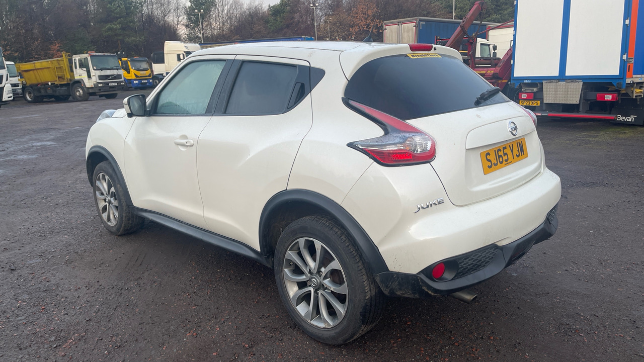 NISSAN JUKE 1.2 - Hatchback: picture 3 NISSAN JUKE 1.2 - Hatchback: picture 3