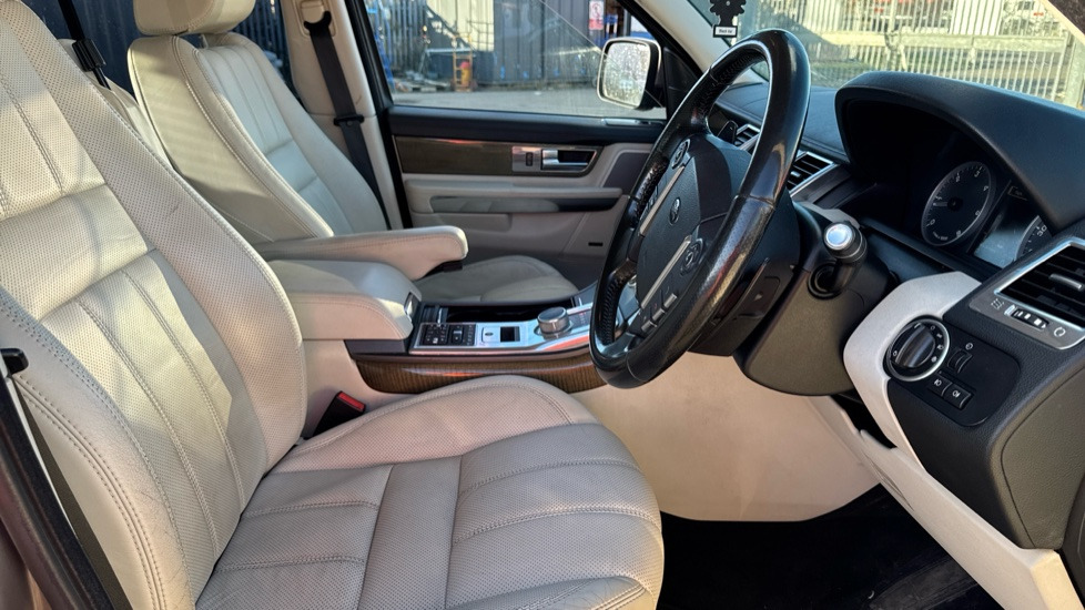 LAND ROVER RANGE ROVER SPORT 3.0 SDV6 HSE 5dr Auto - Other machinery: picture 5 LAND ROVER RANGE ROVER SPORT 3.0 SDV6 HSE 5dr Auto - Other machinery: picture 5