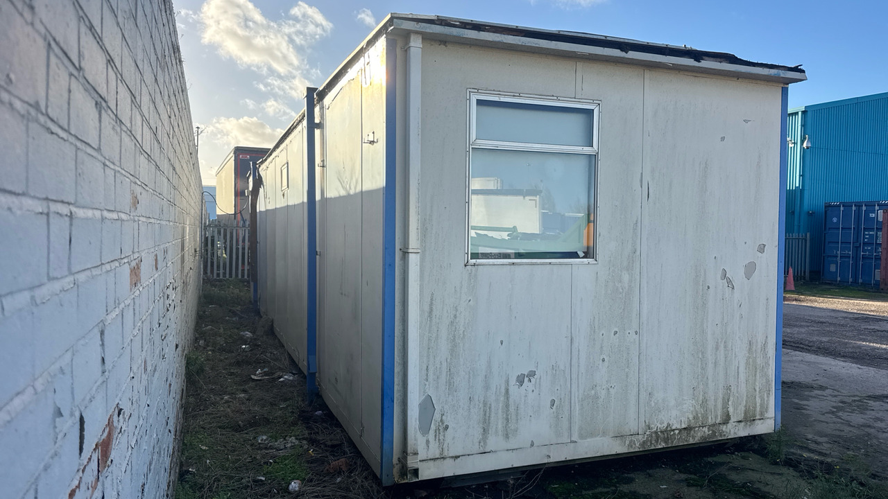 PORTACABIN OFFICE 10M X 3M - Construction equipment: picture 3 PORTACABIN OFFICE 10M X 3M - Construction equipment: picture 3