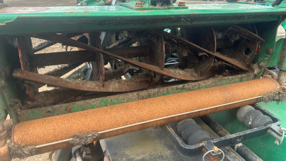 Construction equipment RANSOMES TG4650 6K FIXED TRAILER POWERED 7 GANG MOWER: picture 10