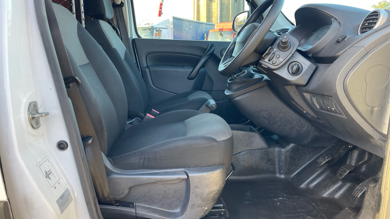 RENAULT KANGOO 1.5 DCI 95PS - Small van: picture 5 RENAULT KANGOO 1.5 DCI 95PS - Small van: picture 5