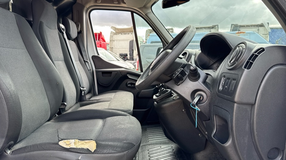 RENAULT MASTER LL35 2.3 DCI BUSINESS - Box van: picture 5 RENAULT MASTER LL35 2.3 DCI BUSINESS - Box van: picture 5
