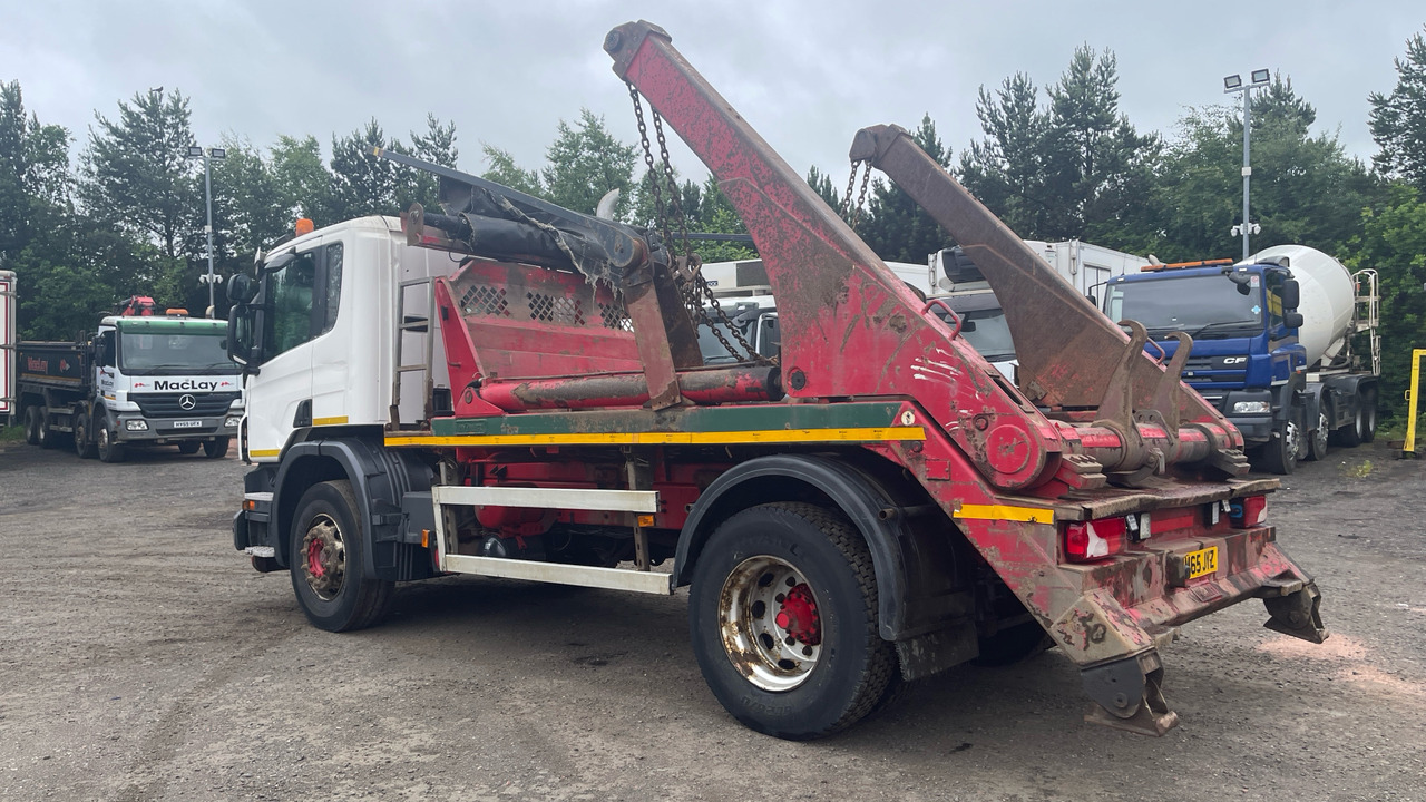 SCANIA P 250 - Skip loader truck: picture 3 SCANIA P 250 - Skip loader truck: picture 3