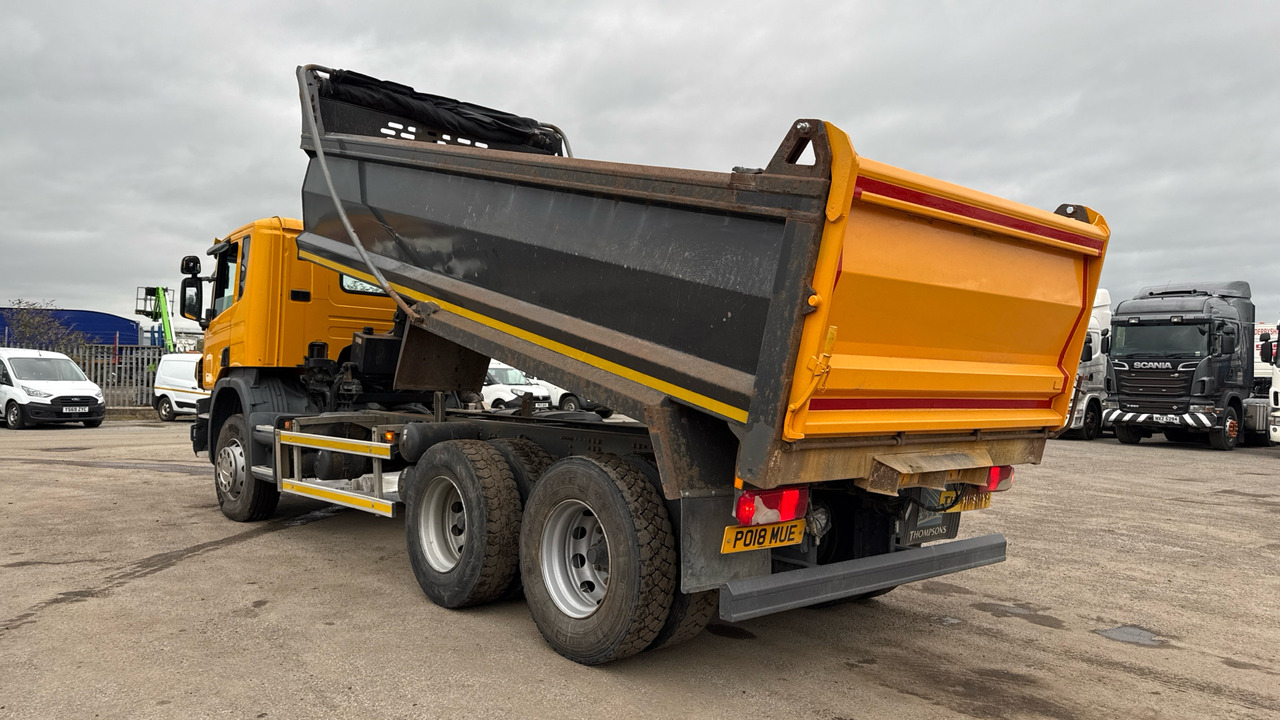 SCANIA P 320 - Tipper: picture 3 SCANIA P 320 - Tipper: picture 3
