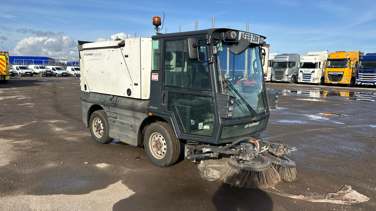 SCHMIDT SWINGO 200 - Road sweeper: picture 1 SCHMIDT SWINGO 200 - Road sweeper: picture 1