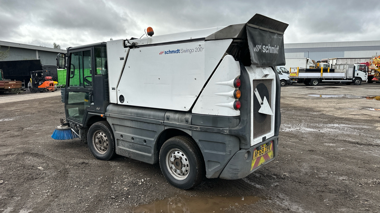 SCHMIDT SWINGO 200 - Road sweeper: picture 3 SCHMIDT SWINGO 200 - Road sweeper: picture 3