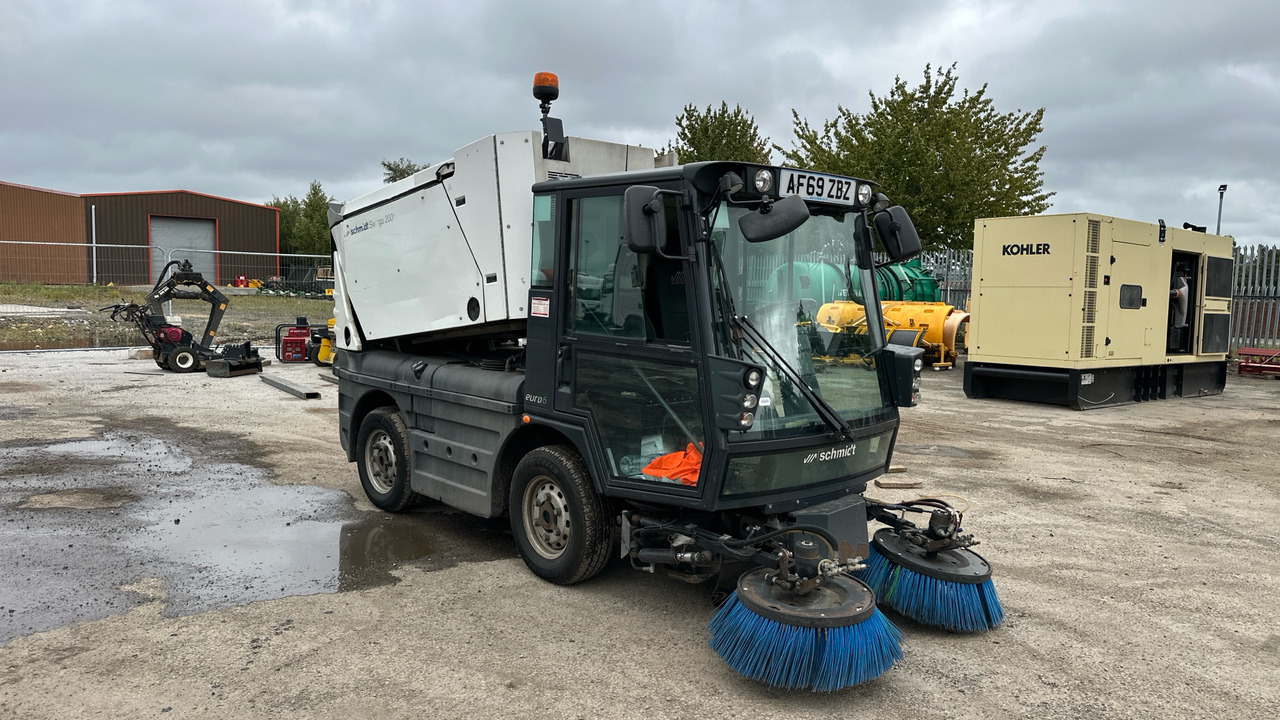 SCHMIDT SWINGO 200+ - Road sweeper: picture 1 SCHMIDT SWINGO 200+ - Road sweeper: picture 1