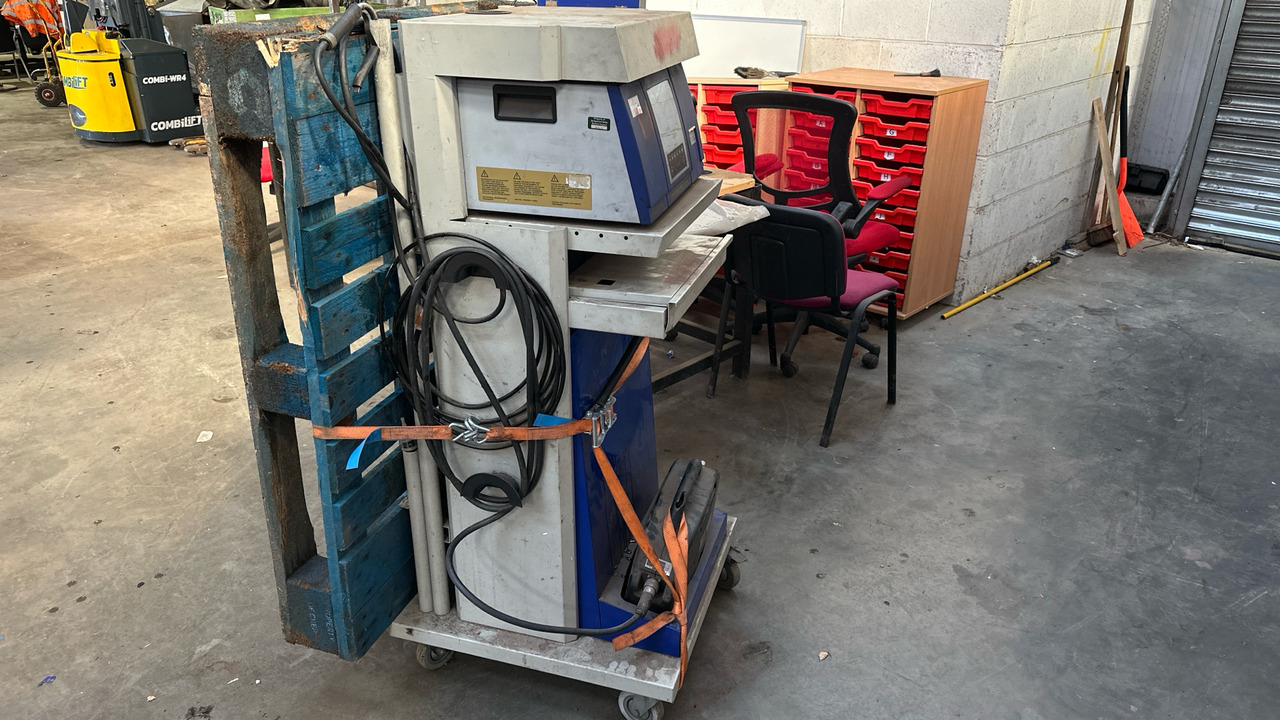 TECLAMIT SMOKE TESTER 5480 - Construction equipment: picture 2 TECLAMIT SMOKE TESTER 5480 - Construction equipment: picture 2