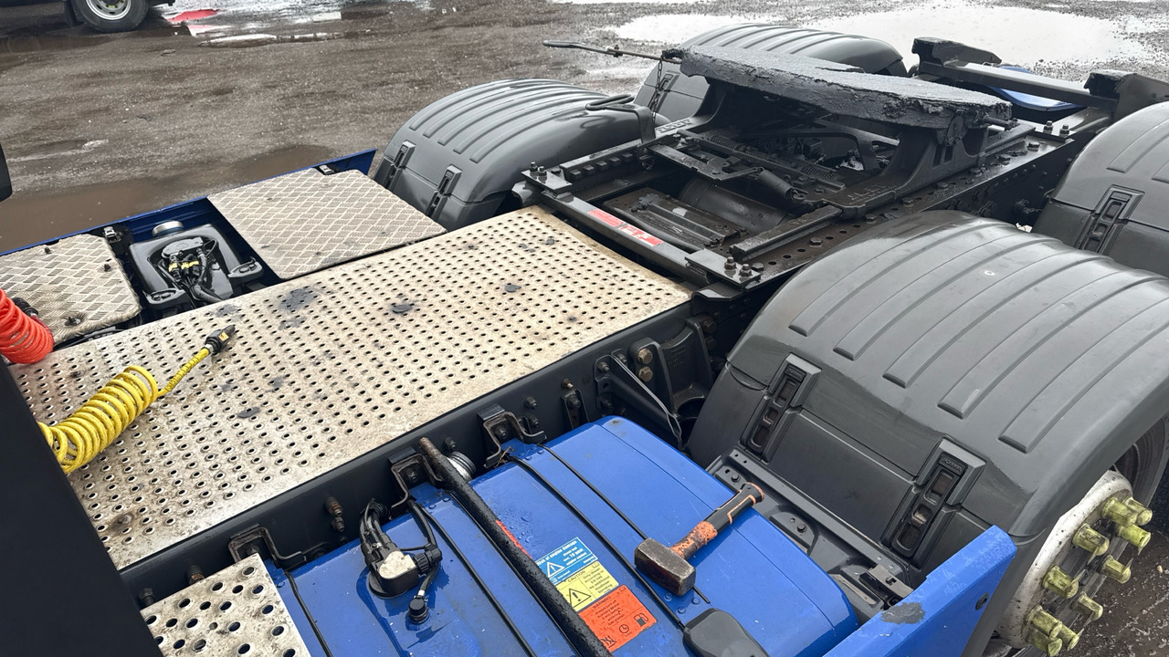 Tractor unit SCANIA R 450: picture 18