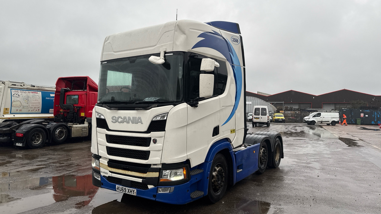 SCANIA R 450 - Tractor unit: picture 2 SCANIA R 450 - Tractor unit: picture 2